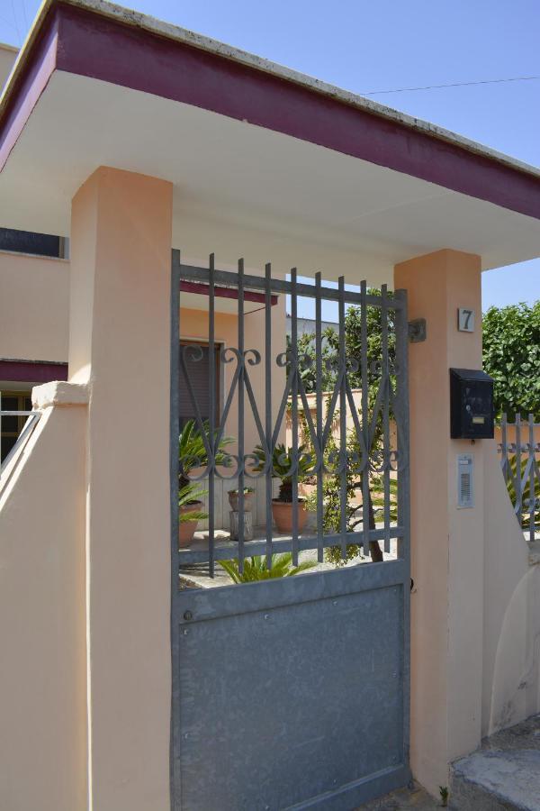 Casa Vacanza Pietro E Nina Lecce Luaran gambar