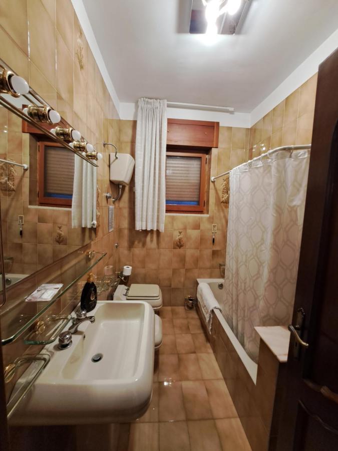 Casa Vacanza Pietro E Nina Lecce Luaran gambar